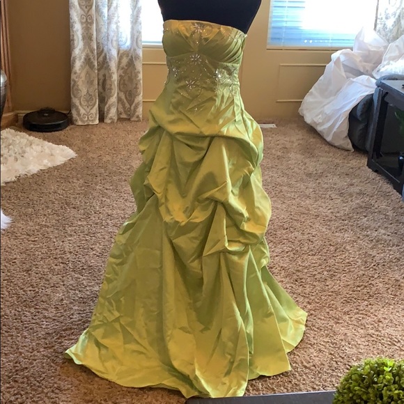 Prom Dress - Picture 5 of 8